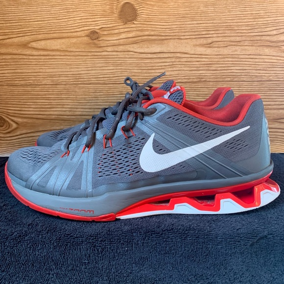 nike zoom reax